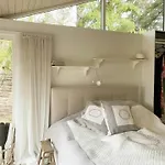 Idyllic And Luxurious Surroundings In Σπίτι διακοπών
