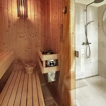 Idyllic And Luxurious Surroundings In