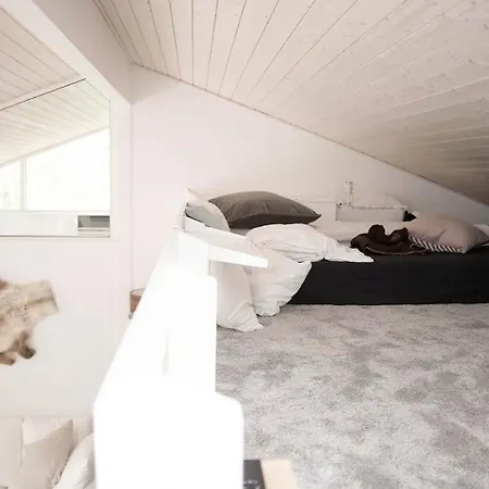 Idyllic And Luxurious Surroundings In