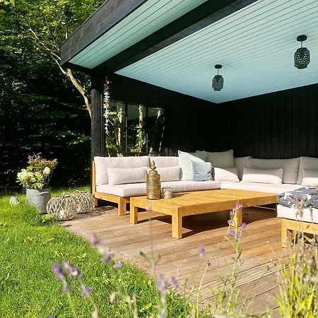 Idyllic And Luxurious Surroundings In Hornbæk