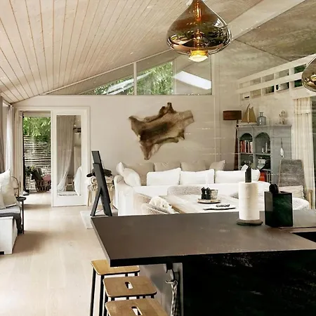 Idyllic And Luxurious Surroundings In