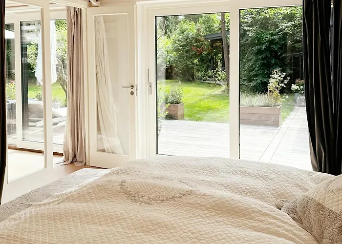 Idyllic And Luxurious Surroundings In Hornbæk